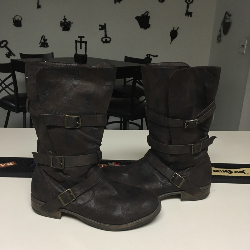 Crown Vintage Mid-calf Rugged Look Boots 8.5